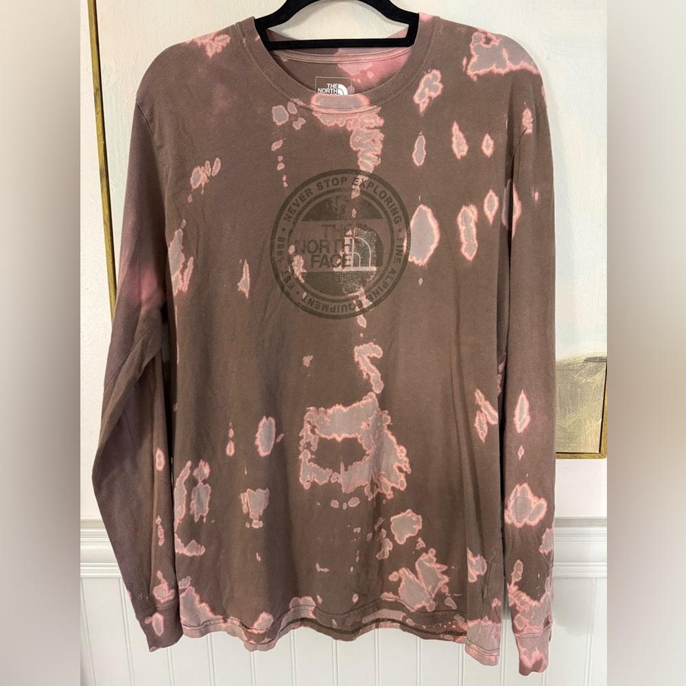 NORTH FACE Acid Wash Long Sleeve Tee Size Medium